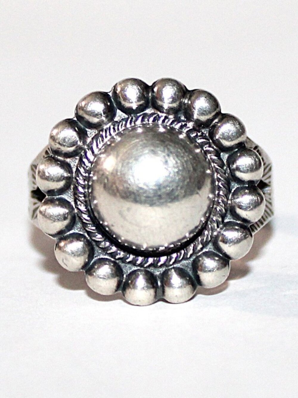 Vintage Sterling Silver Southwestern Button Concho Ring